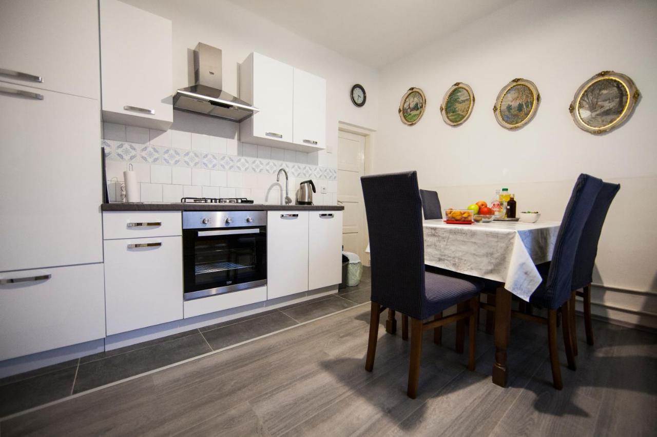 Apartman Kuca 150 Mala Subotica Екстериор снимка