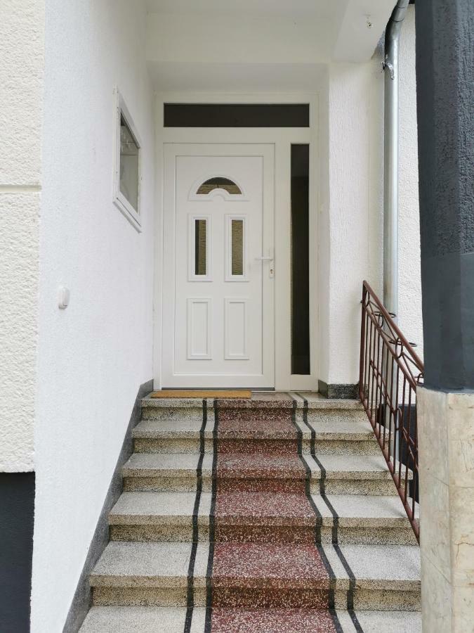 Apartman Kuca 150 Mala Subotica Екстериор снимка